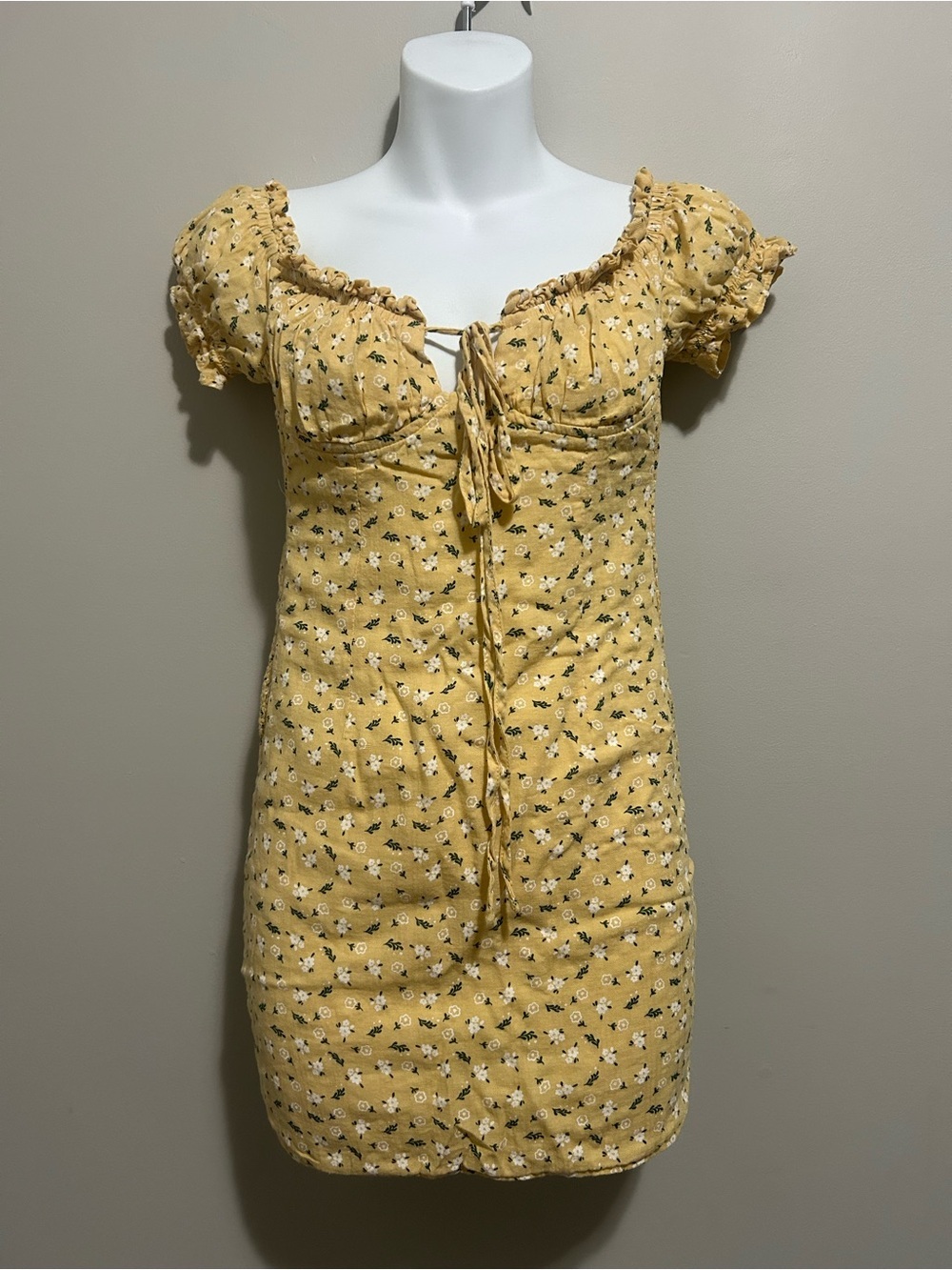 Yellow Floral Tie-Front Puff Sleeve Mini Dress